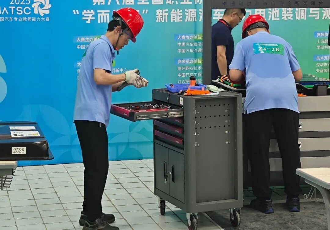 师恩如炬|技术赋能，职教兴国